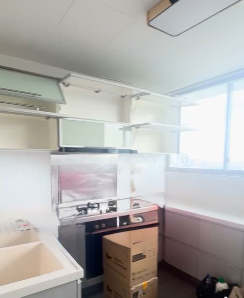 Twin Regency, 26 Kim Tian Road, 3 Bedrooms, 1,442 sqft, Condominium For Rent, by Anthea Yeo 杨丽娇, 500200640 - Kitchen - PropertyGuru.com.sg