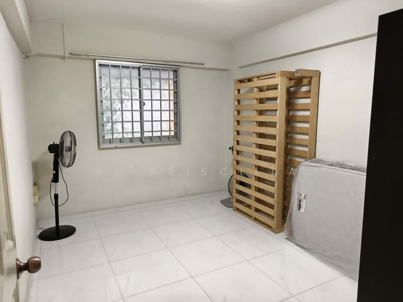 181 Ang Mo Kio Avenue 5, 181 Ang Mo Kio Avenue 5, 2 Bedrooms, 732 sqft, HDB Flat For Rent, by Ng Priscilla, 500200641 - Bedroom - PropertyGuru.com.sg