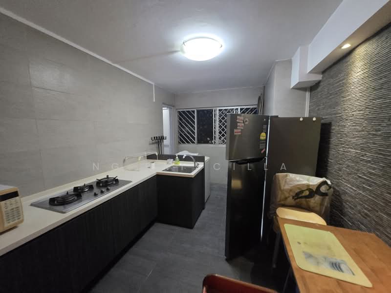 181 Ang Mo Kio Avenue 5, 181 Ang Mo Kio Avenue 5, 2 Bedrooms, 732 sqft, HDB Flat For Rent, by Ng Priscilla, 500200641 - Kitchen - PropertyGuru.com.sg