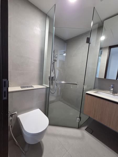 JadeScape, 2 Shunfu Road, 2 Bedrooms, 764 sqft, Condominium For Sale, by Casey Lim, 500200658 - Bathroom - PropertyGuru.com.sg
