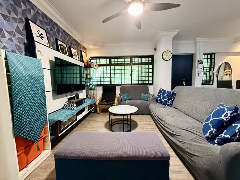 897C Woodlands Drive 50, 897C Woodlands Drive 50, Admiralty / Woodlands, 3 Bedrooms, 1,065 sqft, HDB Flat For Sale, by Bob Sophian, 500200660 - Living Room - PropertyGuru.com.sg