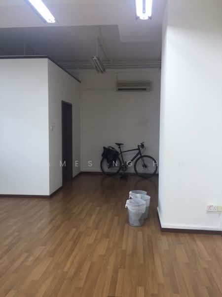 Tradehub 21, 8 Boon Lay Way, 1,839 sqft, Light Industrial (B1) For Sale, by James Ng H H, 500200670 - Interior - CommercialGuru.com.sg