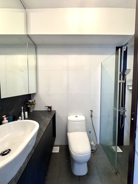 407B Fernvale Road, 407B Fernvale Road, 3 Bedrooms, 1,184 sqft, HDB Flat For Sale, by Ena Teo, 500200673 - Bathroom - PropertyGuru.com.sg