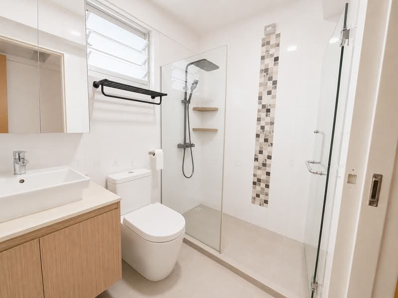 488A Choa Chu Kang Avenue 5, 488A Choa Chu Kang Avenue 5, 3 Bedrooms, 1,001 sqft, HDB Flat For Sale, by Athalia Soon Sze Yin, 500200676 - Bathroom - PropertyGuru.com.sg