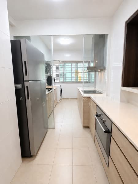 488A Choa Chu Kang Avenue 5, 488A Choa Chu Kang Avenue 5, 3 Bedrooms, 1,001 sqft, HDB Flat For Sale, by Athalia Soon Sze Yin, 500200676 - Kitchen - PropertyGuru.com.sg