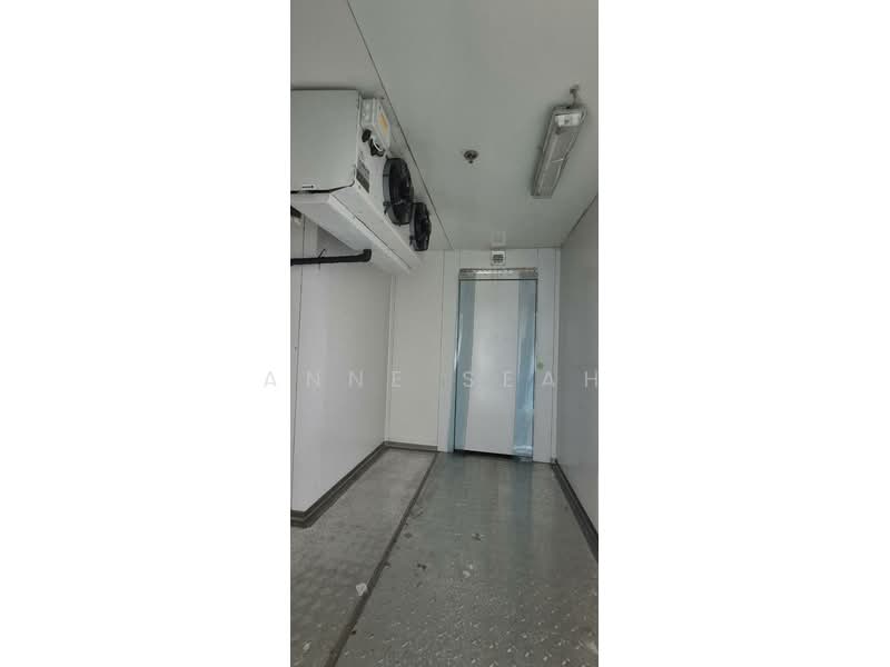 Food XChange @ Admiralty, 8A Admiralty Street, 2,700 sqft, Factory / Workshop (B2) For Sale, by Anne Seah, 500200678 - Freezer Room - CommercialGuru.com.sg