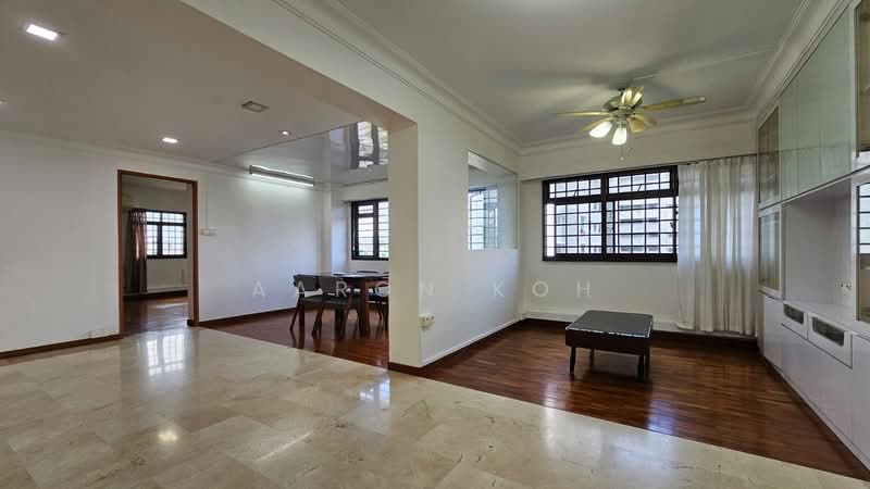 578 Hougang Avenue 4, 578 Hougang Avenue 4, 3 Bedrooms, 1,507 sqft, HDB Flat For Sale, by Aaron Koh, 500200679 - Living Room - PropertyGuru.com.sg