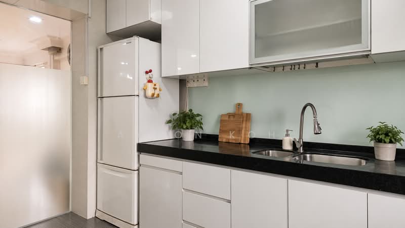 578 Hougang Avenue 4, 578 Hougang Avenue 4, 3 Bedrooms, 1,507 sqft, HDB Flat For Sale, by Aaron Koh, 500200679 - Kitchen - PropertyGuru.com.sg