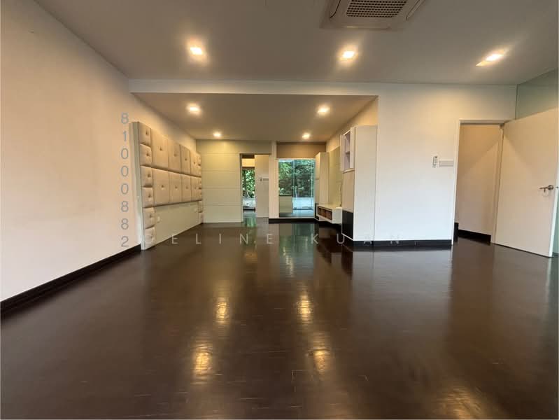 Swiss View, Swiss Club Swiss View, 6 Bedrooms, 4,500 sqft, Terraced House For Rent, by Celine Kuan, 500200680 - Living Room - PropertyGuru.com.sg