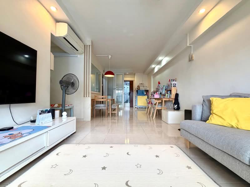 309A Anchorvale Road, 309A Anchorvale Road, 3 Bedrooms, 1,194 sqft, HDB Flat For Sale, by Isaac Chew, 500200689 - Living Room - PropertyGuru.com.sg