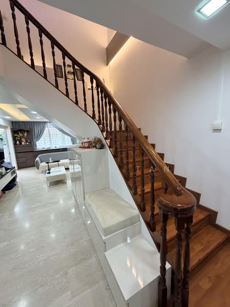 726 Jurong West Avenue 5, 726 Jurong West Avenue 5, 4 Bedrooms, 1,571 sqft, HDB Flat For Sale, by Chris Tan, 500200695 - Living Room - PropertyGuru.com.sg