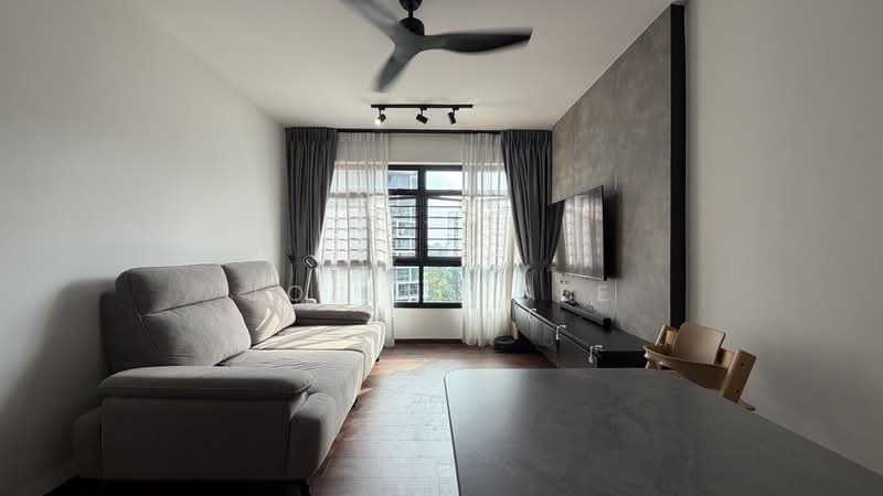 546A Segar Road, 546A Segar Road, 3 Bedrooms, 990 sqft, HDB Flat For Sale, by Jolene See, 500200697 - Living Room - PropertyGuru.com.sg