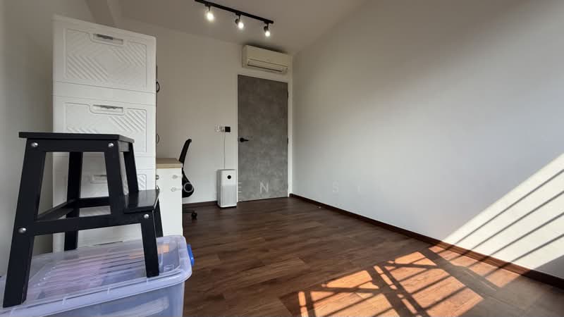 546A Segar Road, 546A Segar Road, 3 Bedrooms, 990 sqft, HDB Flat For Sale, by Jolene See, 500200697 - Study - PropertyGuru.com.sg