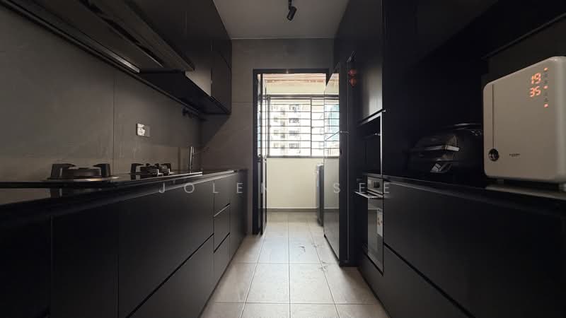 546A Segar Road, 546A Segar Road, 3 Bedrooms, 990 sqft, HDB Flat For Sale, by Jolene See, 500200697 - Kitchen - PropertyGuru.com.sg