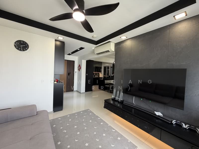 876A Tampines Avenue 8, 876A Tampines Avenue 8, 3 Bedrooms, 1,001 sqft, HDB Flat For Sale, by Poh Wei Qiang (Warren), 500200710 - Living Room - PropertyGuru.com.sg