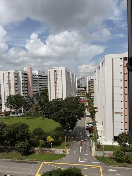 876A Tampines Avenue 8, 876A Tampines Avenue 8, 3 Bedrooms, 1,001 sqft, HDB Flat For Sale, by Poh Wei Qiang (Warren), 500200710 - Exterior - PropertyGuru.com.sg