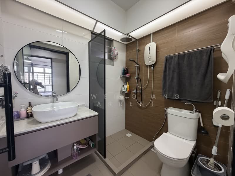 876A Tampines Avenue 8, 876A Tampines Avenue 8, 3 Bedrooms, 1,001 sqft, HDB Flat For Sale, by Poh Wei Qiang (Warren), 500200710 - Bathroom - PropertyGuru.com.sg