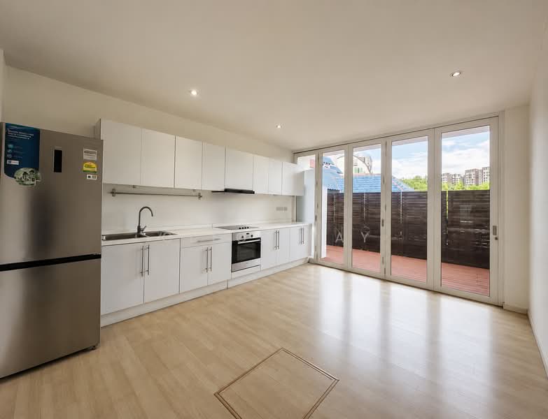 Eden Grove, , 2 Bedrooms, 1,469 sqft, Terraced House For Rent, by Cleon Tay, 500200732 - Kitchen - PropertyGuru.com.sg