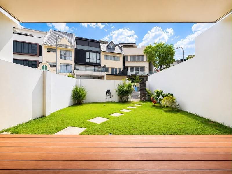 Eden Grove, Eden Grove, 2 Bedrooms, 1,469 sqft, Terraced House For Rent, by Cleon Tay, 500200732 - Exterior - PropertyGuru.com.sg