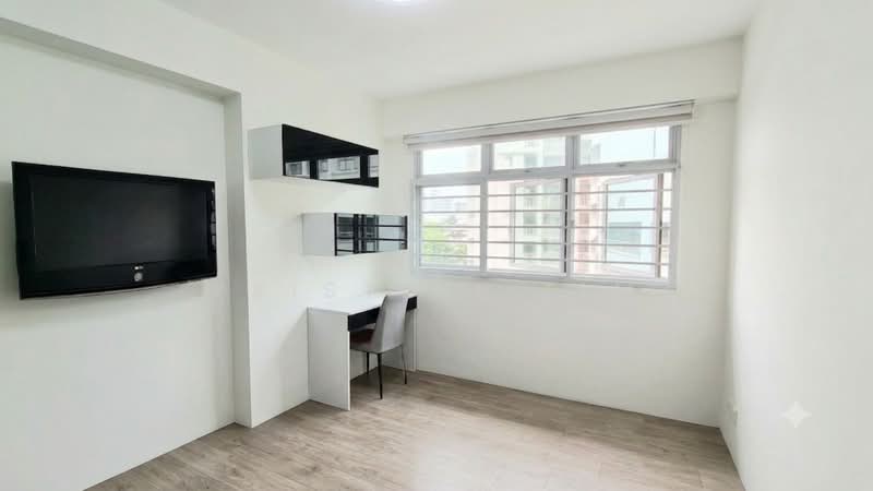 890B Tampines Avenue 1, 890B Tampines Avenue 1, 3 Bedrooms, 1,001 sqft, HDB Flat For Sale, by Pristine Lim, 500200746 - Study - PropertyGuru.com.sg