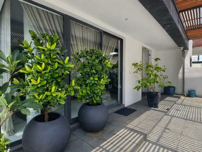 D15 freehold rebuilt wide frontage near top schools (Tao Nan) – Dunbar Walk, Frankel Ave / Siglap / Dunbar / Greenfield, 5 Bedrooms, 6,035 sqft, Semi-Detached House For Sale, by Kai Quah, 500200748 - Exterior - PropertyGuru.com.sg