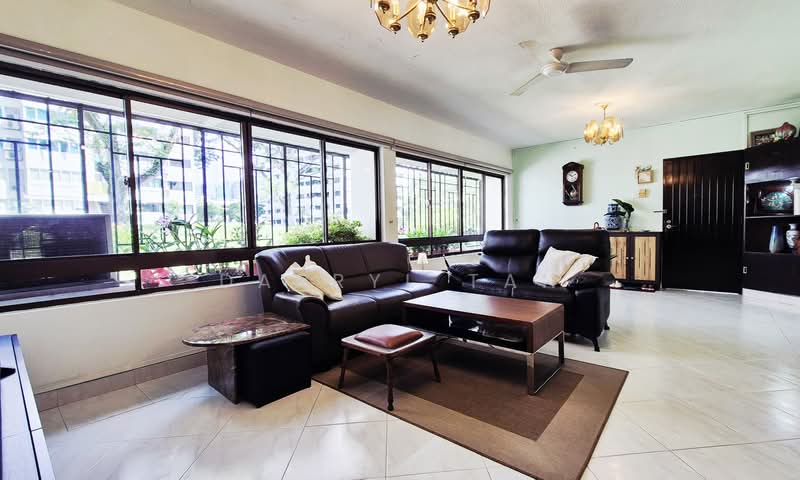 Braddell View, 10R Braddell Hill, 3 Bedrooms, 1,582 sqft, Apartment For Sale, by Darryl Tan, 500200751 - Living Room - PropertyGuru.com.sg