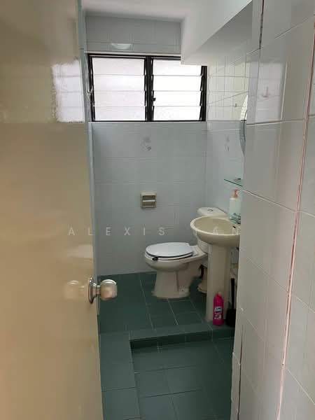 Braddell View, 10A Braddell Hill, 3 Bedrooms, 1,453 sqft, Condominium For Sale, by Alexis Tan, 500200755 - Bathroom - PropertyGuru.com.sg