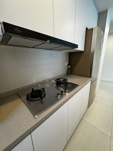 The Rochester Residences, 33 Rochester Drive, 2 Bedrooms, 1,572 sqft, Apartment For Rent, by Vincent Kwang, 500200761 - Kitchen - PropertyGuru.com.sg