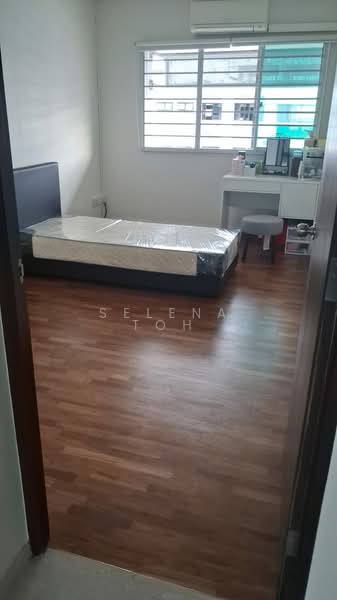 639 Pasir Ris Drive 1, 639 Pasir Ris Drive 1, Room Rental, 150 sqft, HDB Flat For Rent, by Selena Toh, 500200763 - Bedroom - PropertyGuru.com.sg