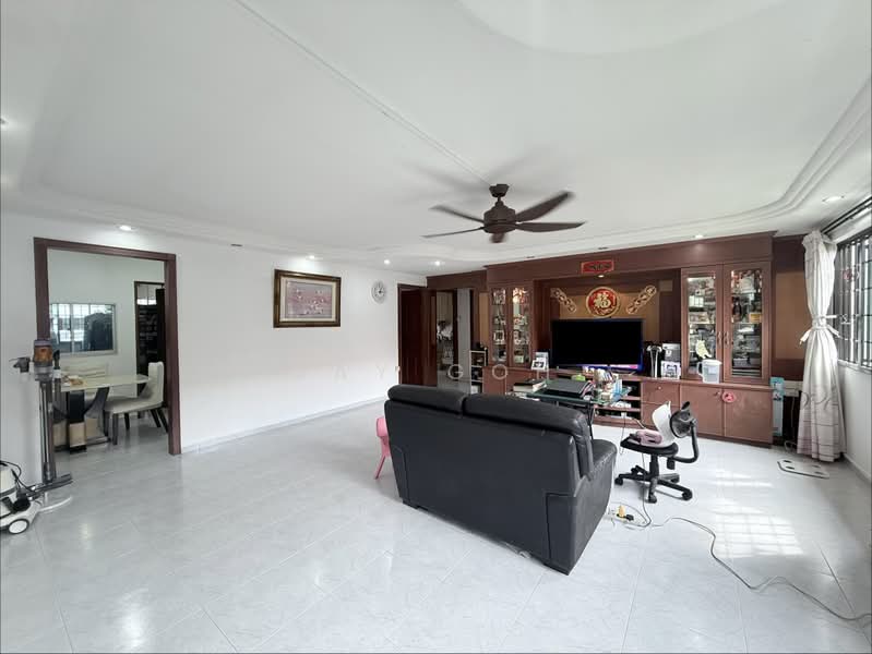 253 Yishun Ring Road, 253 Yishun Ring Road, 3 Bedrooms, 1,119 sqft, HDB Flat For Sale, by Jay Goh, 500200778 - Living Room - PropertyGuru.com.sg