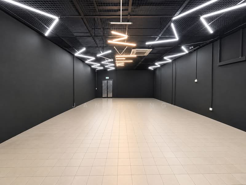 Kb Industrial Building, 10 Kaki Bukit Road 1, 5,048 sqft, Factory / Workshop (B2) For Sale, by Jane Fong, 500200795 - Interior - CommercialGuru.com.sg