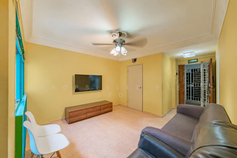 12 Farrer Park Road, 12 Farrer Park Road, 2 Bedrooms, 667 sqft, HDB Flat For Sale, by Kit Toh, 500200796 - Living Room - PropertyGuru.com.sg