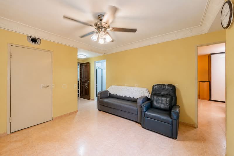 12 Farrer Park Road, 12 Farrer Park Road, 2 Bedrooms, 667 sqft, HDB Flat For Sale, by Kit Toh, 500200796 - Living Room - PropertyGuru.com.sg
