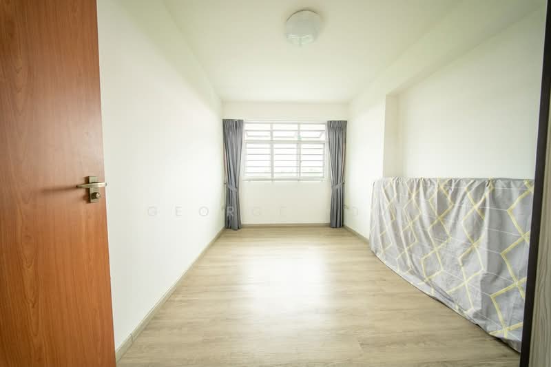 677B Yishun Ring Road, 677B Yishun Ring Road, 3 Bedrooms, 1,216 sqft, HDB Flat For Sale, by George Poo, 500200800 - Interior - PropertyGuru.com.sg
