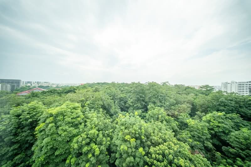 677B Yishun Ring Road, 677B Yishun Ring Road, 3 Bedrooms, 1,216 sqft, HDB Flat For Sale, by George Poo, 500200800 - View - PropertyGuru.com.sg