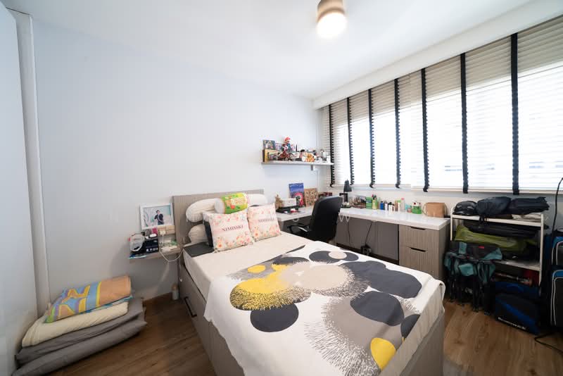129 Bukit Batok West Avenue 6, 129 Bukit Batok West Avenue 6, 3 Bedrooms, 1,108 sqft, HDB Flat For Sale, by Nicholas Woon, 500200804 - Bedroom - PropertyGuru.com.sg