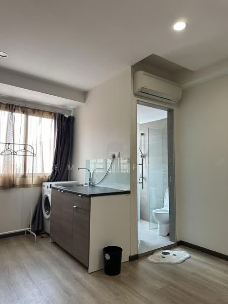 Kim Hoe Point, 35 Kelantan Lane, Studio, 270 sqft, Apartment For Rent, by Emily Foo, 500200806 - Bathroom - PropertyGuru.com.sg