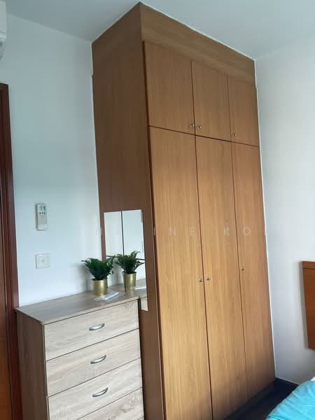 Burlington Square, 175B Bencoolen Street, Room Rental, 100 sqft, Apartment For Rent, by Catherine Koh, 500200811 - Bedroom 2 0704 - PropertyGuru.com.sg