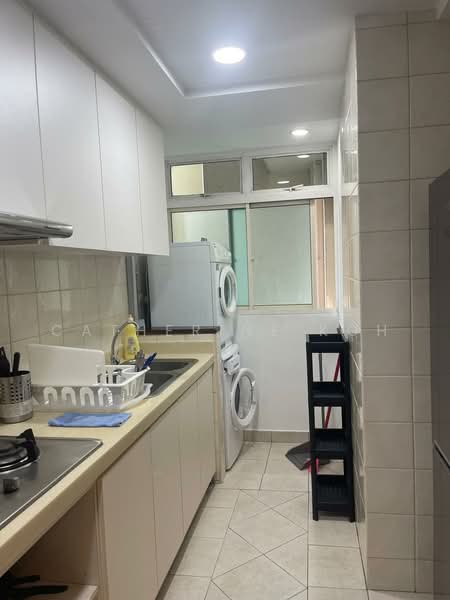 Burlington Square, 175B Bencoolen Street, Room Rental, 100 sqft, Apartment For Rent, by Catherine Koh, 500200811 - Kitchen 0704 - PropertyGuru.com.sg
