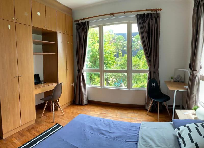 Burlington Square, 175B Bencoolen Street, Beach Road / Bugis / Rochor, Room Rental, 100 sqft, Apartment For Rent, by Catherine Koh, 500200811 - 1101 Master Bedroom - PropertyGuru.com.sg