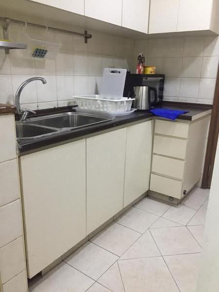 Burlington Square, 175B Bencoolen Street, Beach Road / Bugis / Rochor, Room Rental, 100 sqft, Apartment For Rent, by Catherine Koh, 500200811 - 1101 Kitchen - PropertyGuru.com.sg