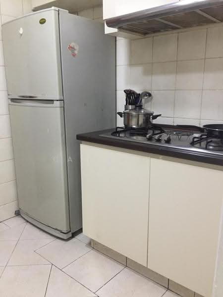 Burlington Square, 175B Bencoolen Street, Beach Road / Bugis / Rochor, Room Rental, 100 sqft, Apartment For Rent, by Catherine Koh, 500200811 - 1101 Kitchen - PropertyGuru.com.sg
