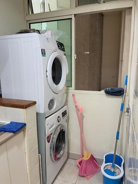 Burlington Square, 175B Bencoolen Street, Beach Road / Bugis / Rochor, Room Rental, 100 sqft, Apartment For Rent, by Catherine Koh, 500200811 - 1004 Yard - PropertyGuru.com.sg