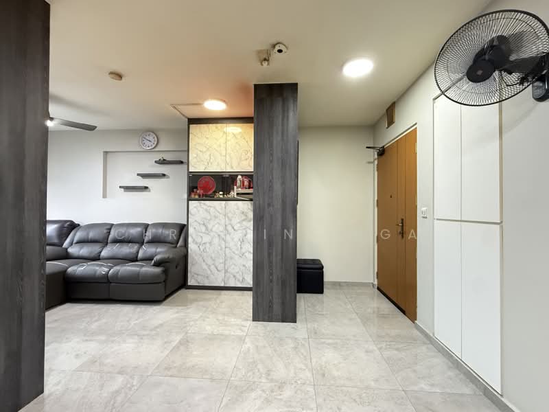 435C Bukit Batok West Avenue 5, 435C Bukit Batok West Avenue 5, 4 Bedrooms, 1,216 sqft, HDB Flat For Sale, by Christine Nga, 500200819 - Living Room - PropertyGuru.com.sg