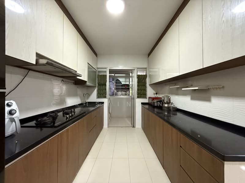 435C Bukit Batok West Avenue 5, 435C Bukit Batok West Avenue 5, 4 Bedrooms, 1,216 sqft, HDB Flat For Sale, by Christine Nga, 500200819 - Kitchen - PropertyGuru.com.sg