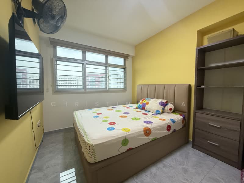 435C Bukit Batok West Avenue 5, 435C Bukit Batok West Avenue 5, 4 Bedrooms, 1,216 sqft, HDB Flat For Sale, by Christine Nga, 500200819 - Bedroom - PropertyGuru.com.sg