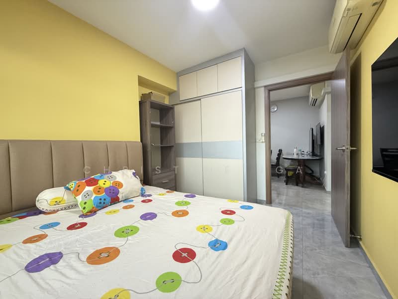 435C Bukit Batok West Avenue 5, 435C Bukit Batok West Avenue 5, 4 Bedrooms, 1,216 sqft, HDB Flat For Sale, by Christine Nga, 500200819 - Bedroom - PropertyGuru.com.sg