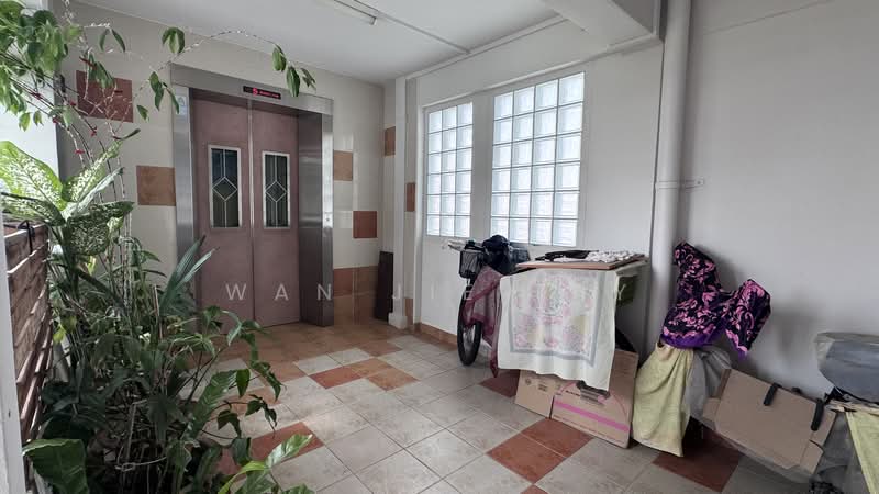 144 Bishan Street 12, 144 Bishan Street 12, 3 Bedrooms, 1,109 sqft, HDB Flat For Sale, by Wan Jie Tay, 500200821 - Lobby - PropertyGuru.com.sg