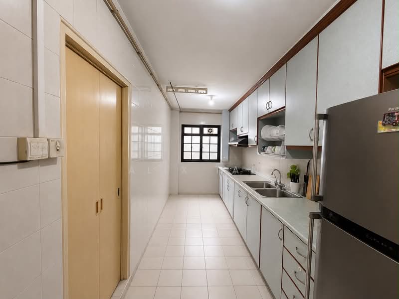 190A Rivervale Drive, 190A Rivervale Drive, 3 Bedrooms, 1,022 sqft, HDB Flat For Sale, by Alex Tan, 500200864 - Kitchen - PropertyGuru.com.sg