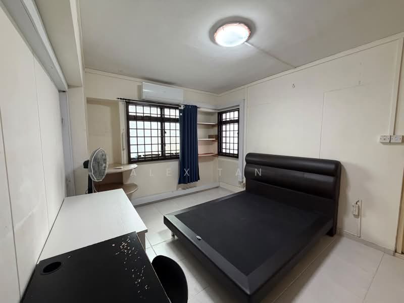 190A Rivervale Drive, 190A Rivervale Drive, 3 Bedrooms, 1,022 sqft, HDB Flat For Sale, by Alex Tan, 500200864 - Bedroom - PropertyGuru.com.sg